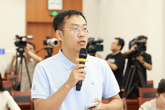 中央广播电视总台中国之声记者提问.png 中央广播电视总台中国之声记者提问 (1).png