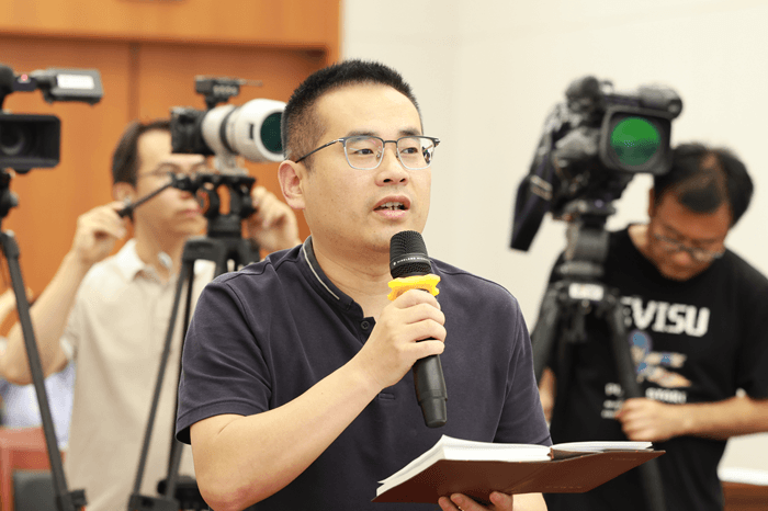 中国消费者报记者提问.png 中国消费者报记者提问 (1).png
